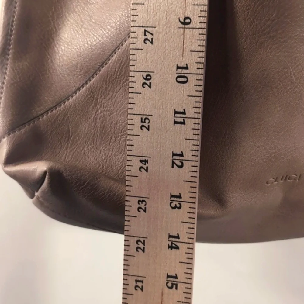 Cluci Chic Tan Shoulder Bag New with tags